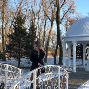 Model - Marie breasts