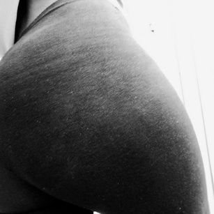 Model - Miss Tara bdsm