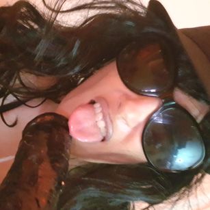 Model - KINKYmiss kinky