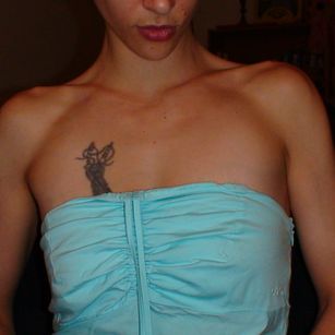 Model - Erotic Eva Squirts smoke