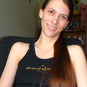 Model - Erotic Eva Squirts Muscles