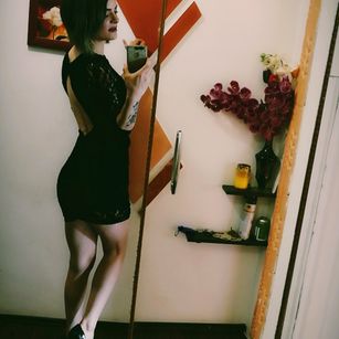 Model - Sandra humiliation