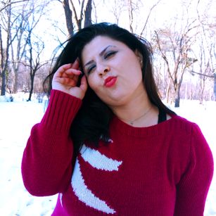 Model - Candice Adams heels