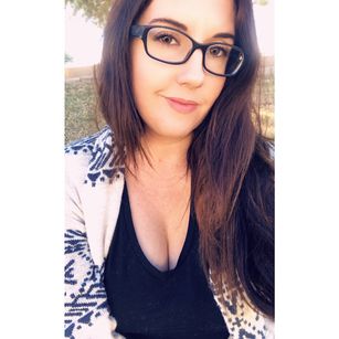 Model - Olivia Olsen nerd