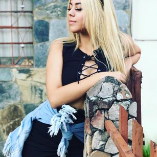 Model - Brittany Andrews boobs