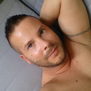 Model - SPERMLOVER cum