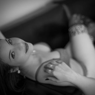 Model - Lori Vixen curvy