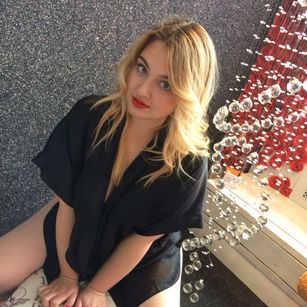 Model - Milana Gerber natural