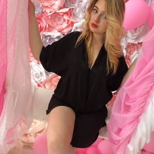 Model - Milana Gerber smile