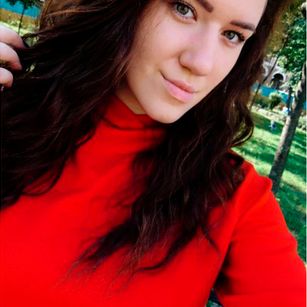 Model - LilyWylde legs