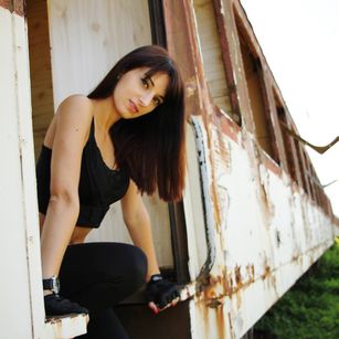 Model - Sandy Smith toys