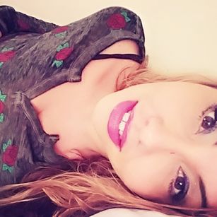 Model - Jennie Ana  masturbate