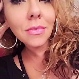 Model - Jennie Ana  flirt