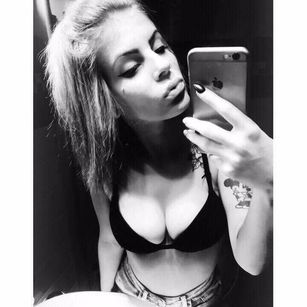 Model - KinkyDorothy 6