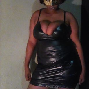 Model - cally calliente tittfuck