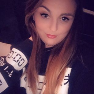 Model - Mistress Lilith submissive