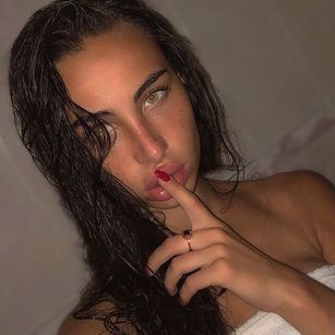 Model - Kamilla anal