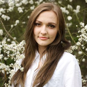 Model - HotCarolineShy 1