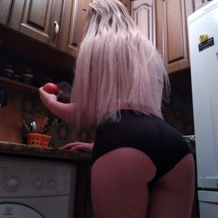 Model - Crazygirlbitch pussy