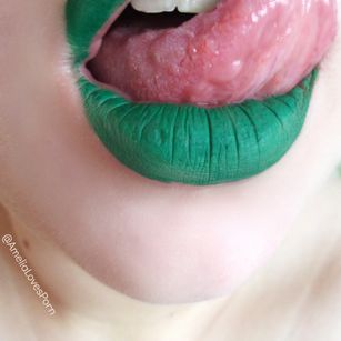 Model - Amelia Liddell roleplay