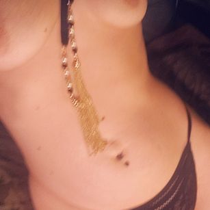 Model - Rowdy Room fuck