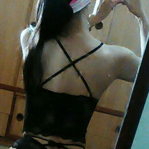 Model - Marion_Model oil