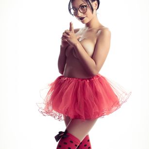 Model - Liz Khalifa hairy