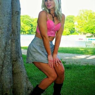 Model - Chicky Suicide 10