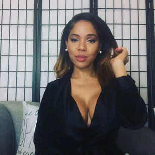 Model - Jessica Simpsin latina