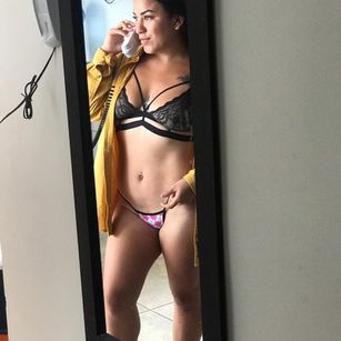 Model - Karina Cooper sex