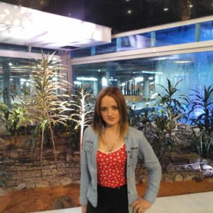 Model - Ela Rousse smalltits