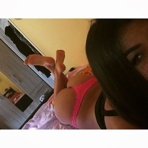 Model - Dorothyhard20 bigboobs