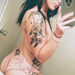 Model - Rylee Peach  addictive