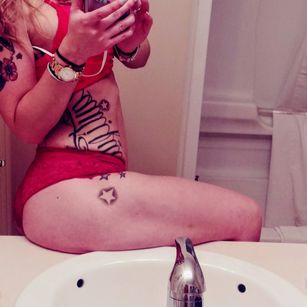 Model - Rylee Peach  Freak