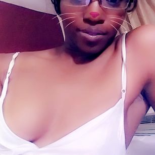 Model - Tiffany Johnson teens