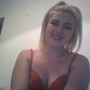 Model - GemmaBigBumUK 1