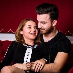 Model - AlessaAndPayne beautiful