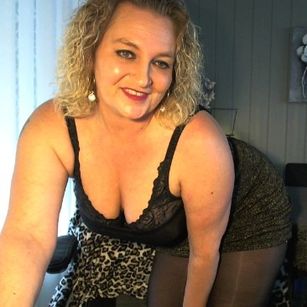 Model - Sarahhot sex