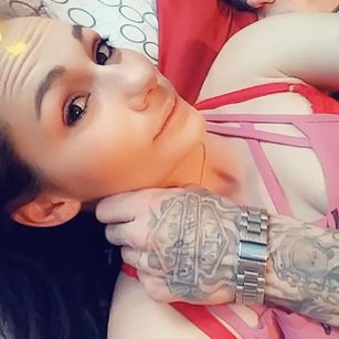 Model - Jade playtime