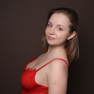 Model - Natasha Legeyda bigboobs