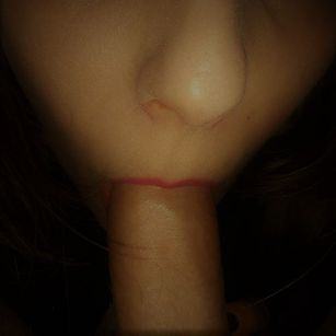 Model - Naughty Adeline smoke