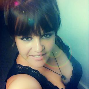 Model - LouissSexGoddess  1