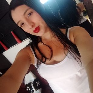 Model - Porna Pavone sexy