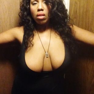 Model - Miss Vera Million ass