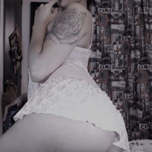 Model - Viviana tits