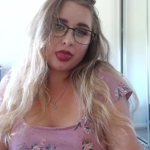 Model - Amara Waters dildo