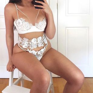 Model - SiennaaBlair bubbly