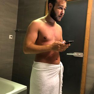 Model - TomyRockhold Blonde