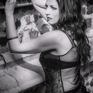 Model - RoseMay milf