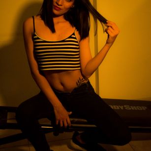 Model - Hanna Chloe pussy